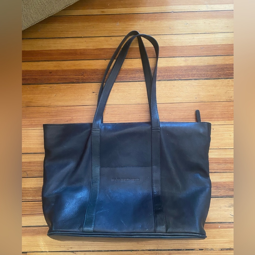 Latico Guggenheim logo black large Leather Tote Bag made in Colombia